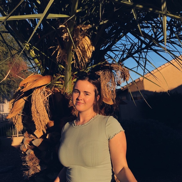 Meet your Posher, Eve - Picture 1 of 1